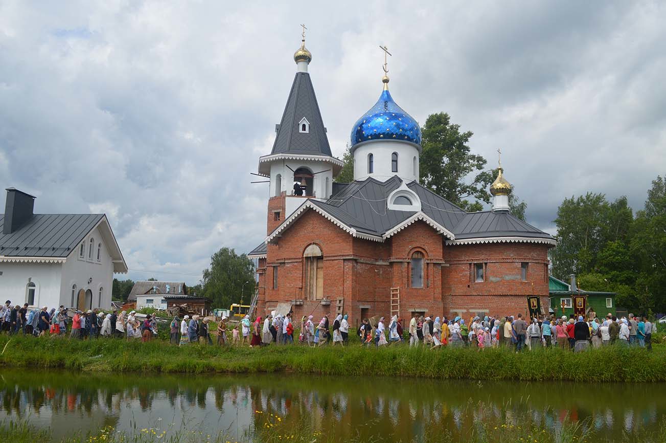 Деревня Покровка Клинского района Церковь